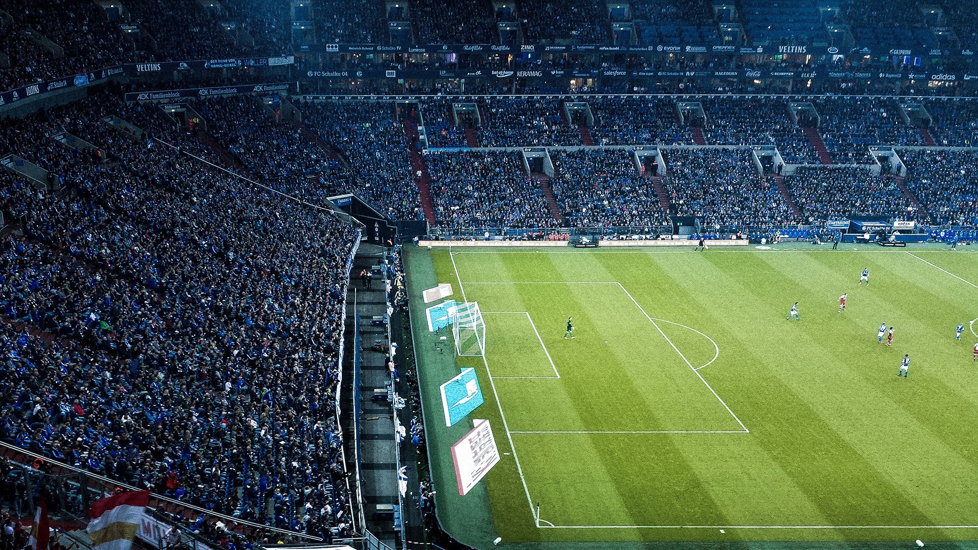 德甲快节奏：攻防轮换中的绝佳配合，德甲冲刺速度最快球员