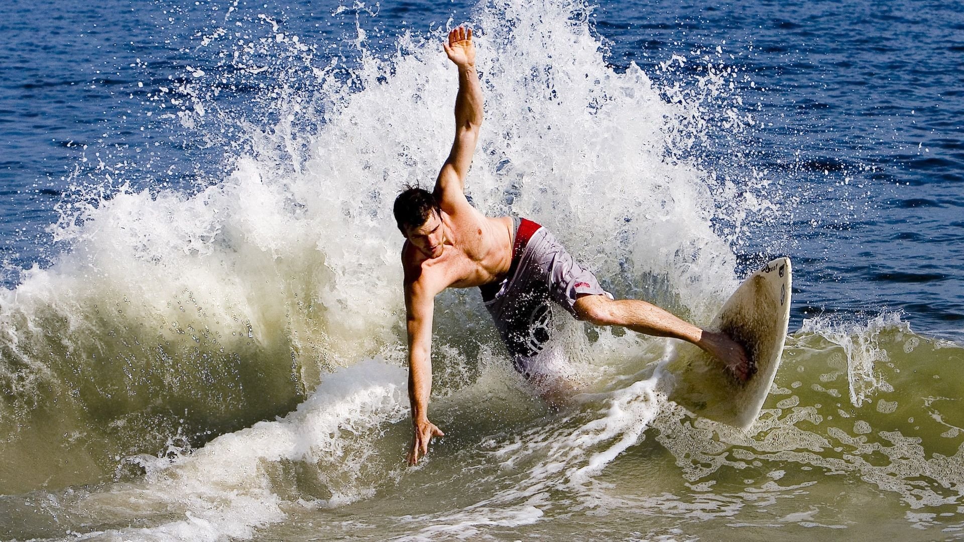 科里·简：在多次关键时刻发挥决定性作用，带领全黑队扭转战局